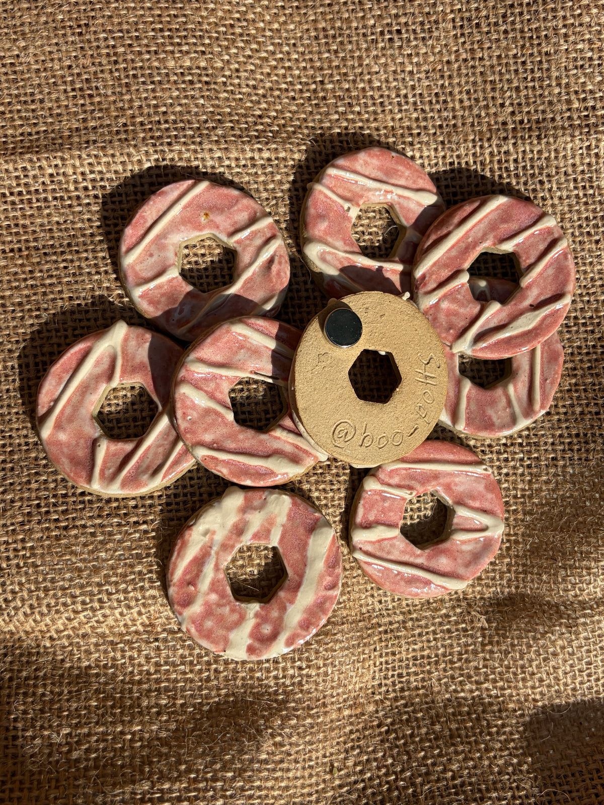 Party Ring - Fridge Magent